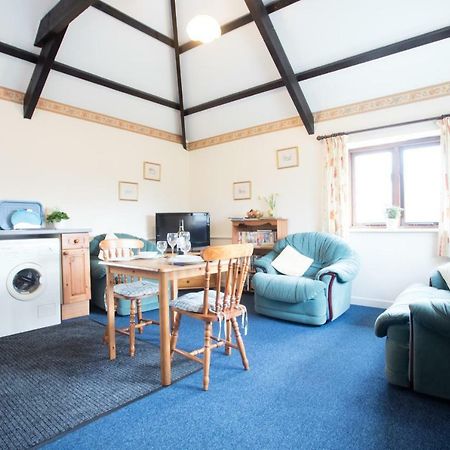 Sharlands Farm Holiday Cottages Буде Экстерьер фото